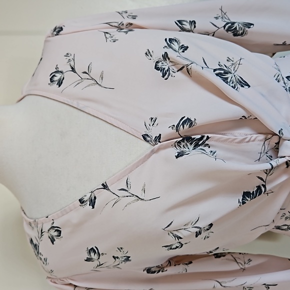 Wayf poplin floral top blouse size xsmall - Picture 4 of 16